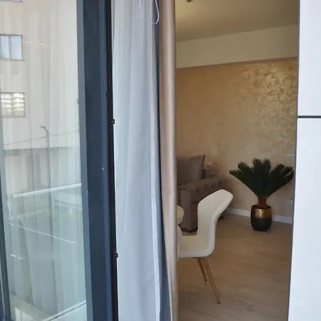 Holiday Residence By Bel Air Luxury Apartment And Studio Mamaia Nord Exterior photo