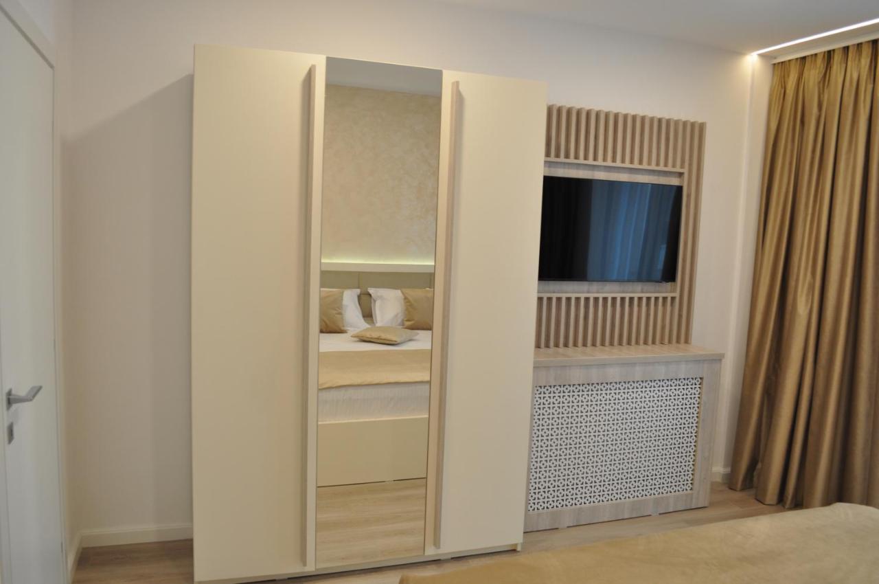 By Bel Air Luxury And Nord